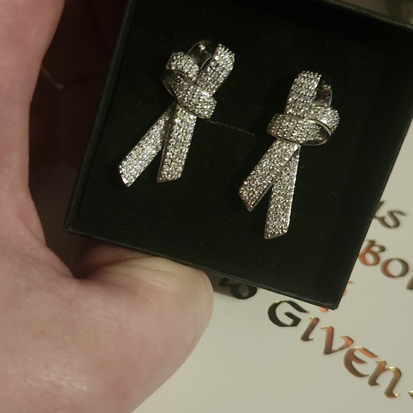 Micro Pave Bowknot Moissanite Diamond Earrings - Picture 8 of 12